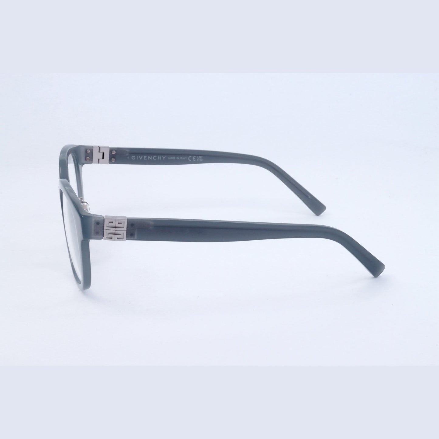 Givenchy GV50075F