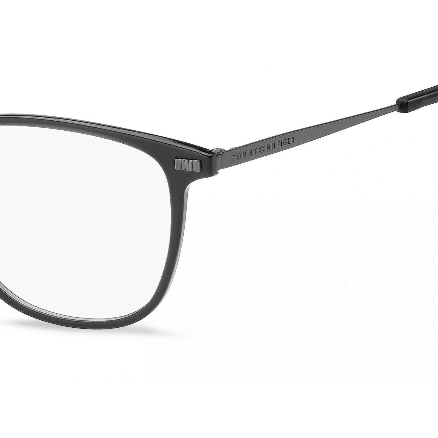 Tommy Hilfiger TH 2038