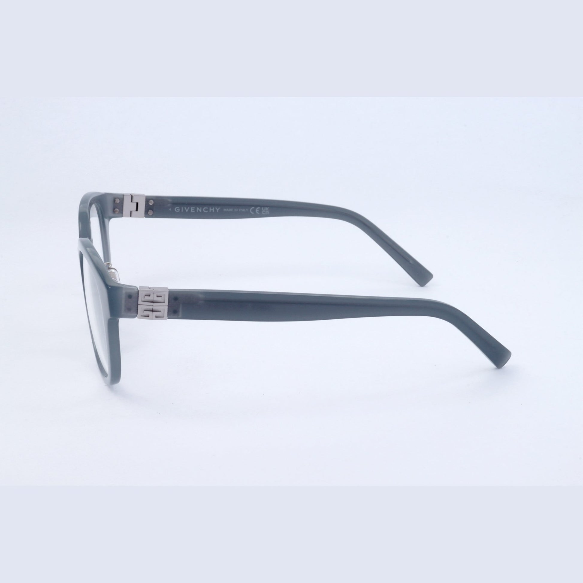 Givenchy GV50075F