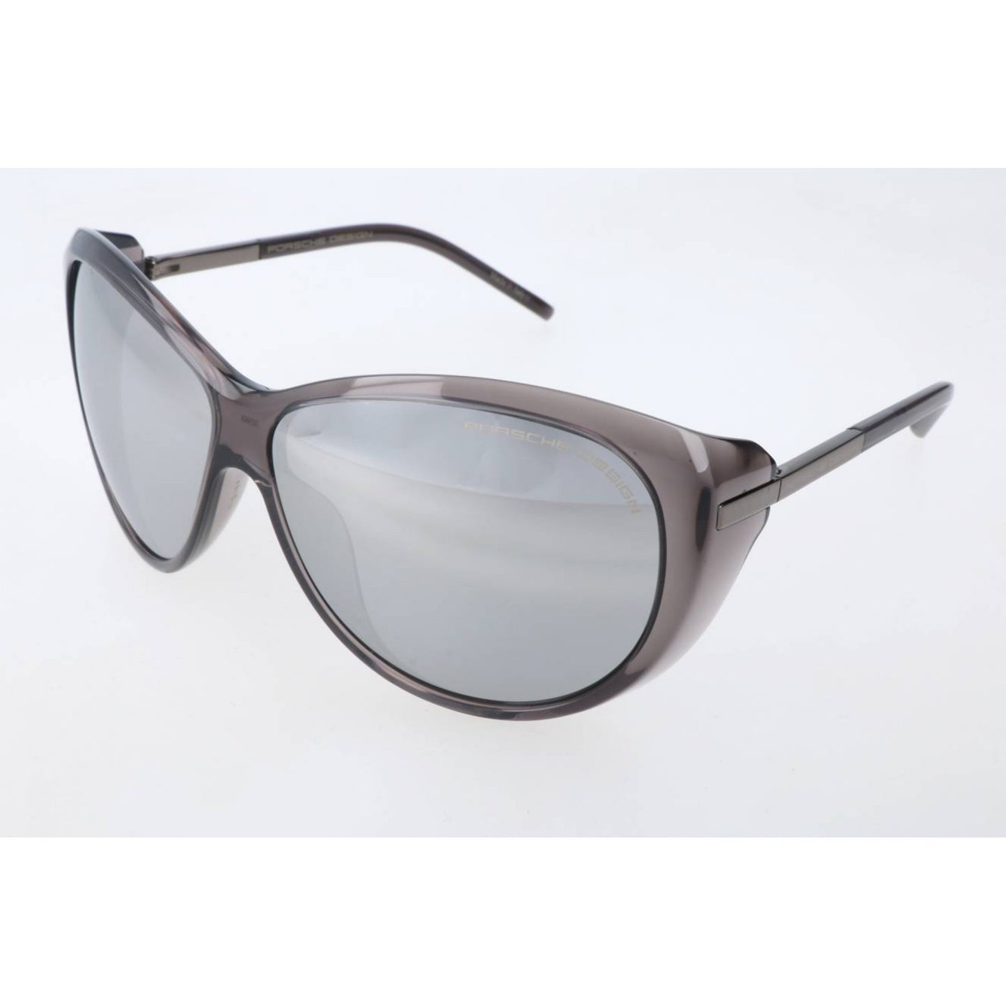Porsche Design P8602