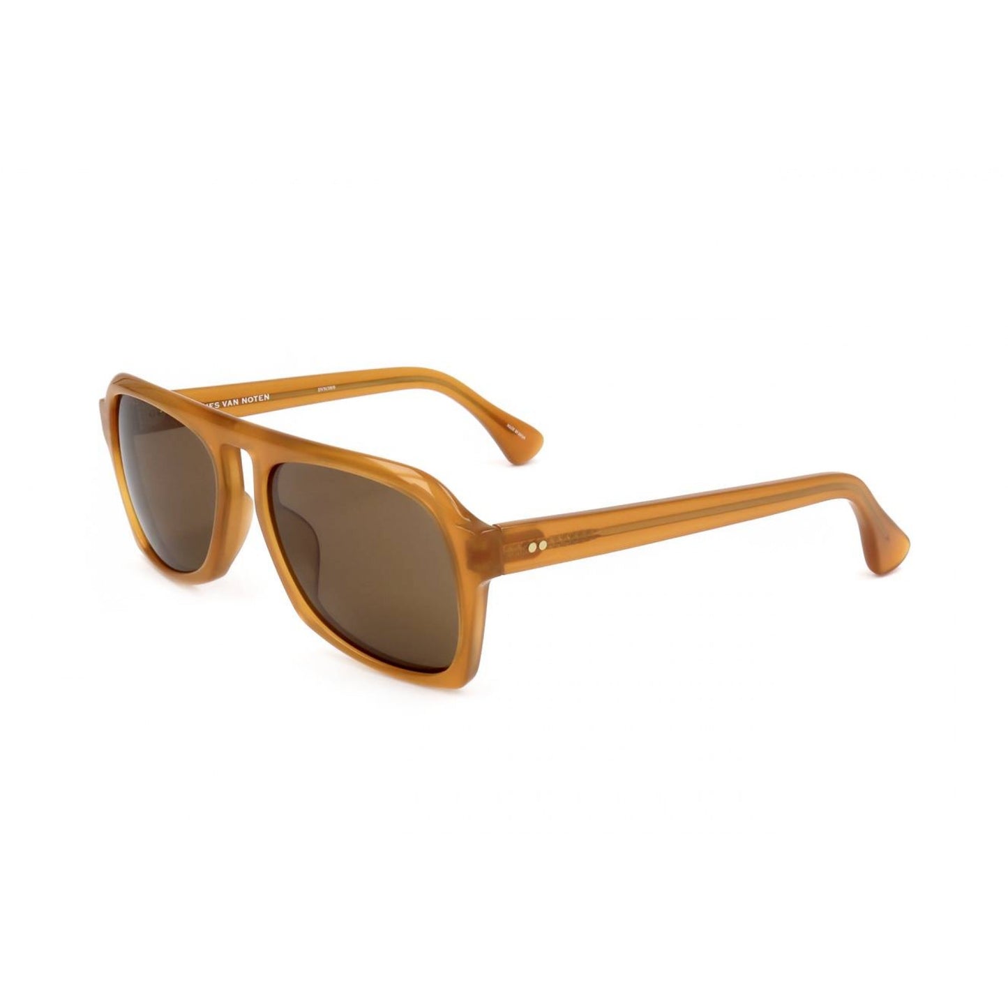 Dries Van Noten By Linda Farrow DVN39