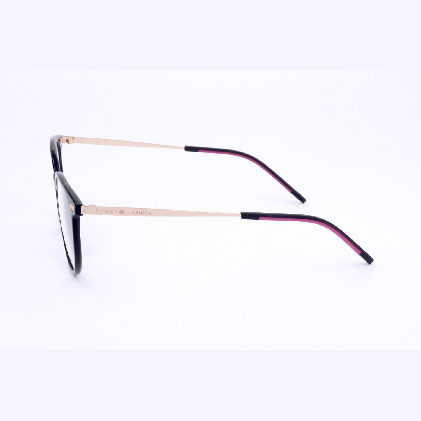 Tommy Hilfiger TH 2020