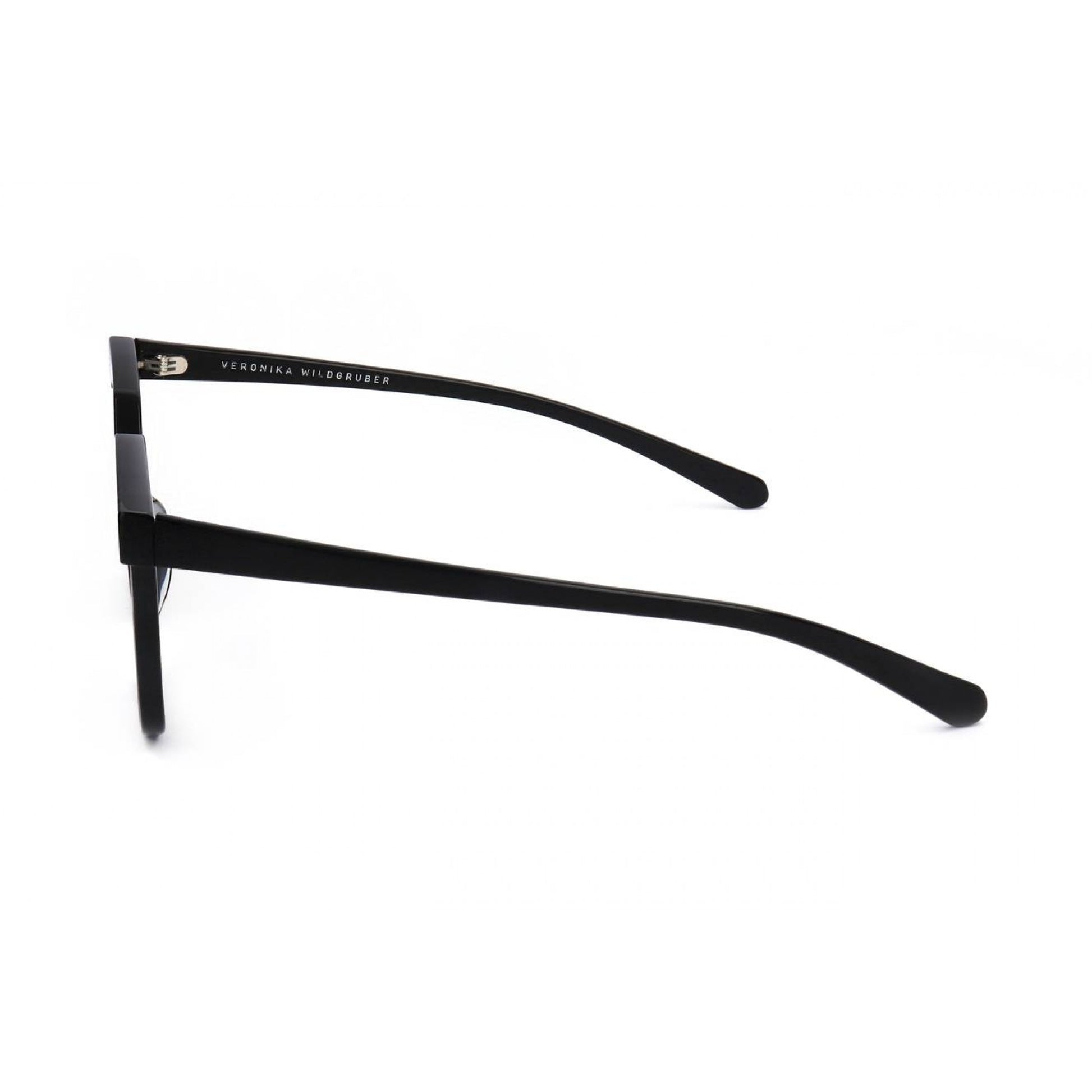 Veronika Wildgruber REY  W069