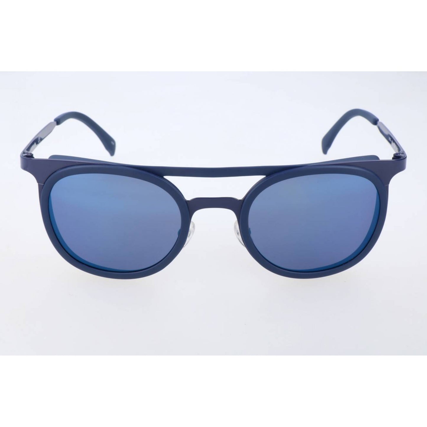 Lacoste L823S