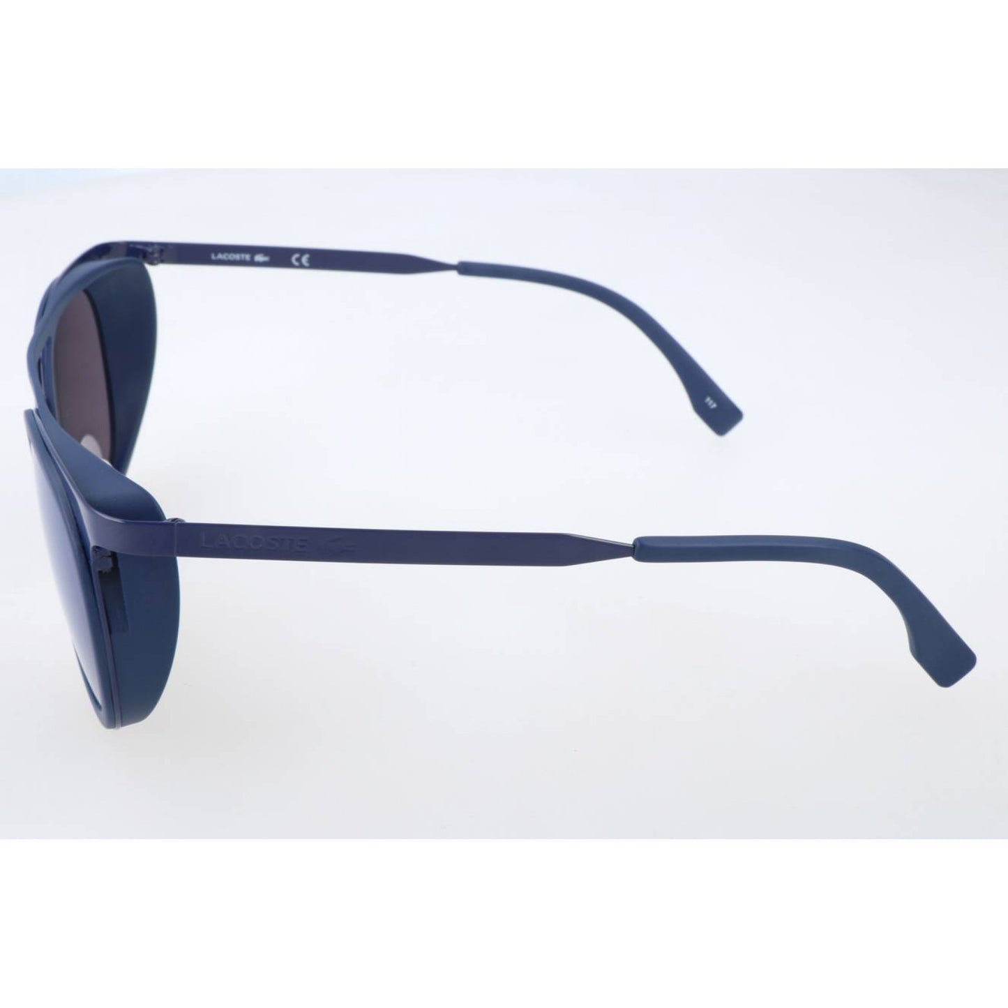 Lacoste L823S