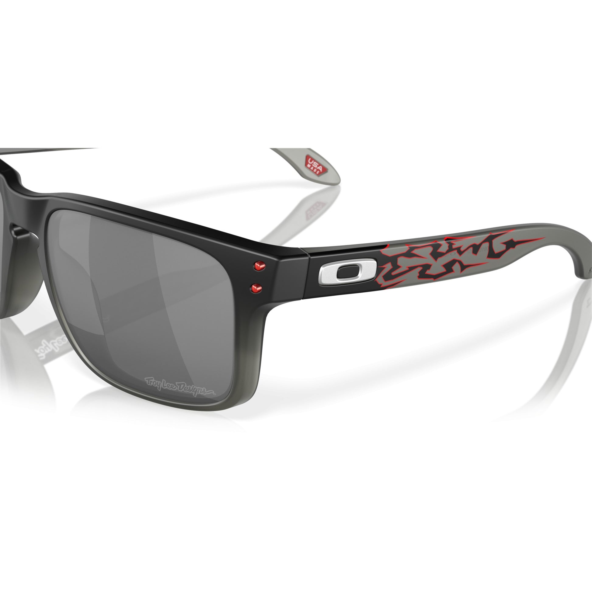 Oakley 0OO9102